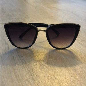 Black and silver Cat eye sunglasses